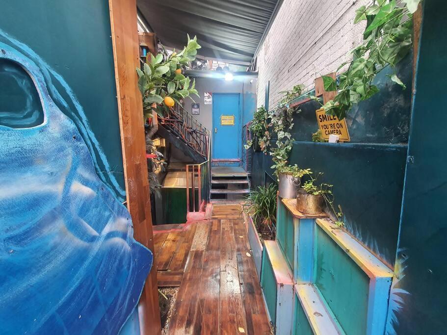 Cyber-Art Studio In Camden ロンドン エクステリア 写真